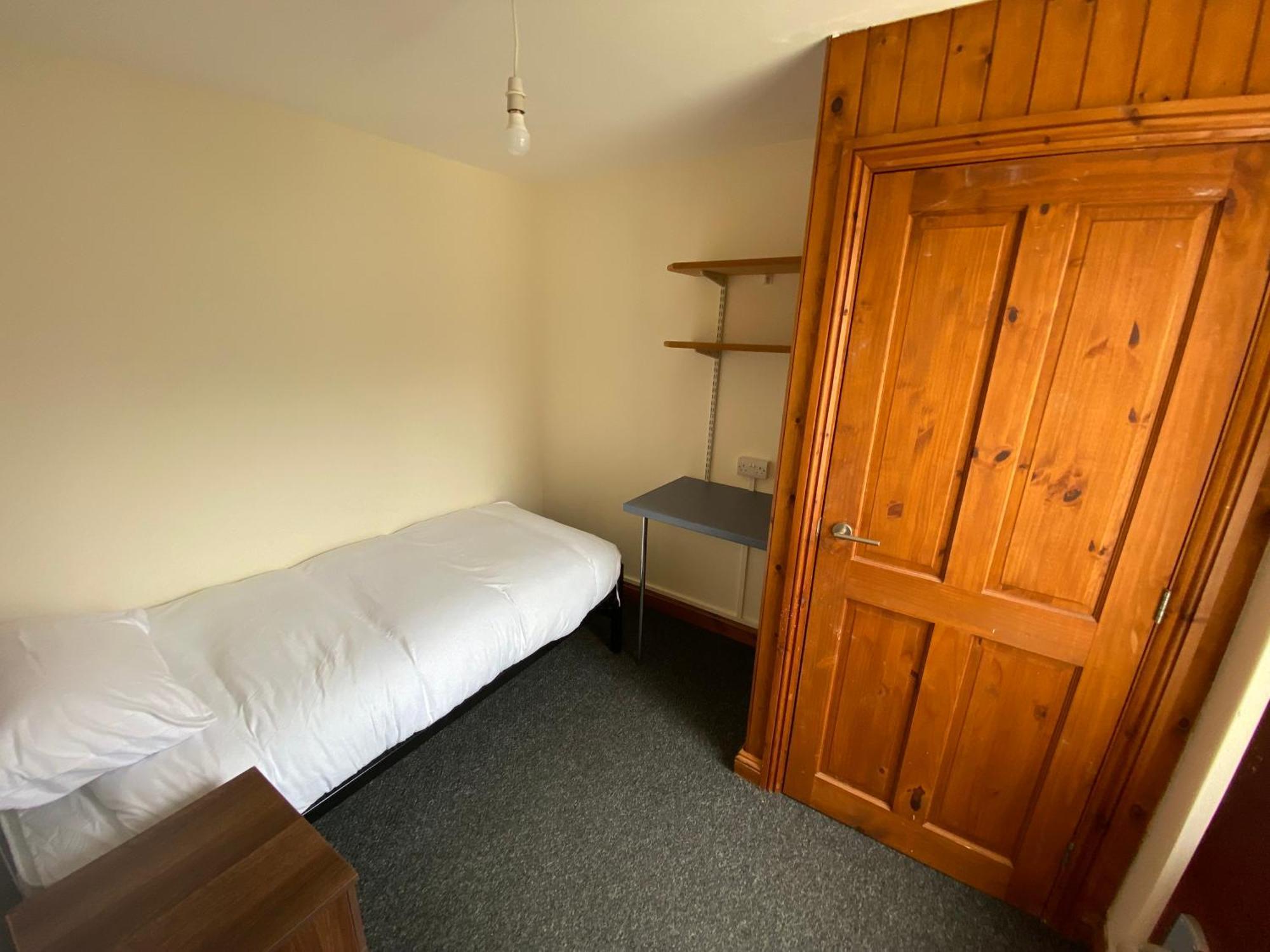 Room In A Shared House Bangor  Ngoại thất bức ảnh